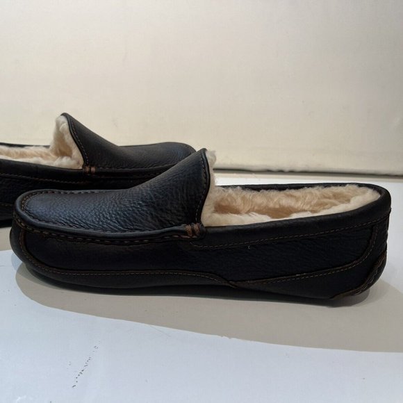 NIB UGG MEN'S LEATHER ASCOT CHINA TEA SHEARLING LINED SLIPPERS - Picture 4 of 11